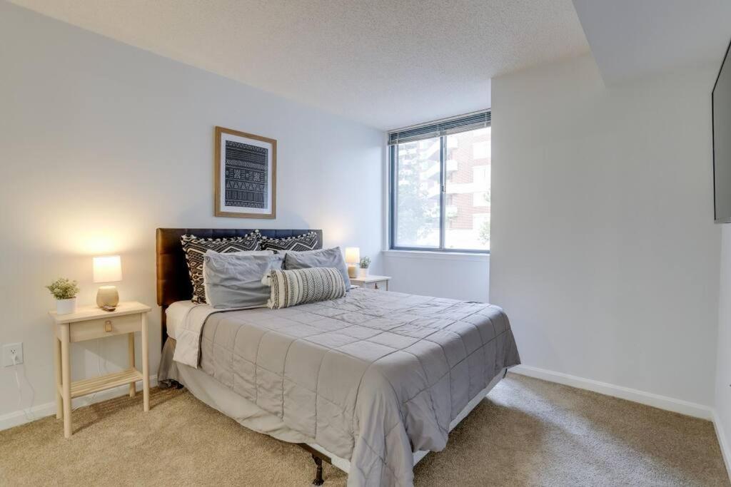 Sensational 1 Bedroom Condo At Ballston Place With Gym Arlington Exterior photo